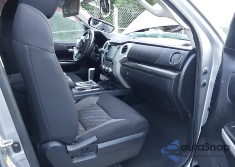 2020 Toyota Tundra Sr5 z USA, uszkodzony, nr VIN 5TFUY5F1XLX876383